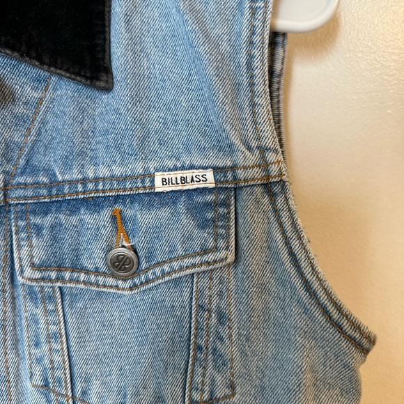 Bill Blass Vintage Vest - Picture 3 of 4